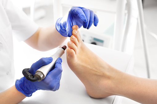 Reasons Why You Need to Visit a Foot Doctor this Year