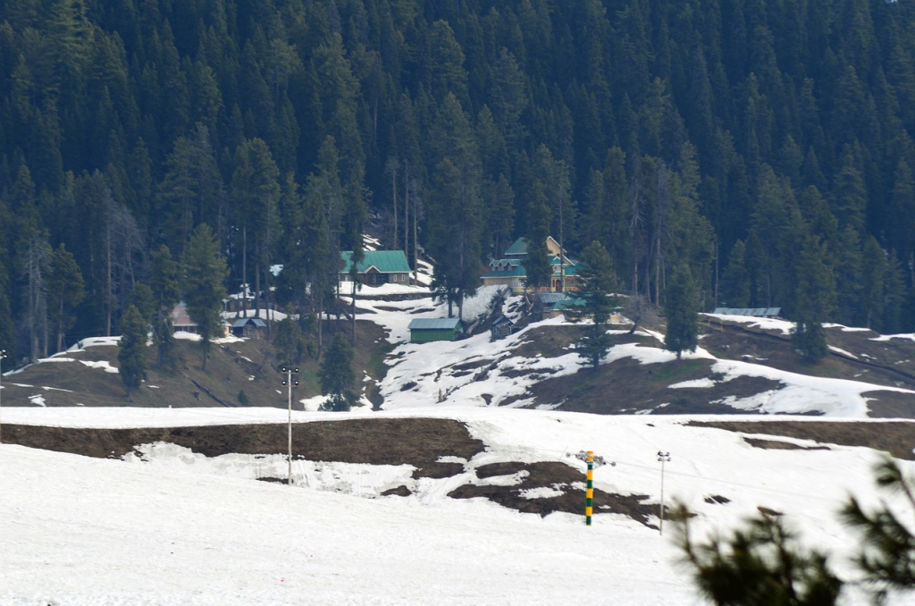 Gulmarg, Jammu, and Kashmir - A Place for Skiing