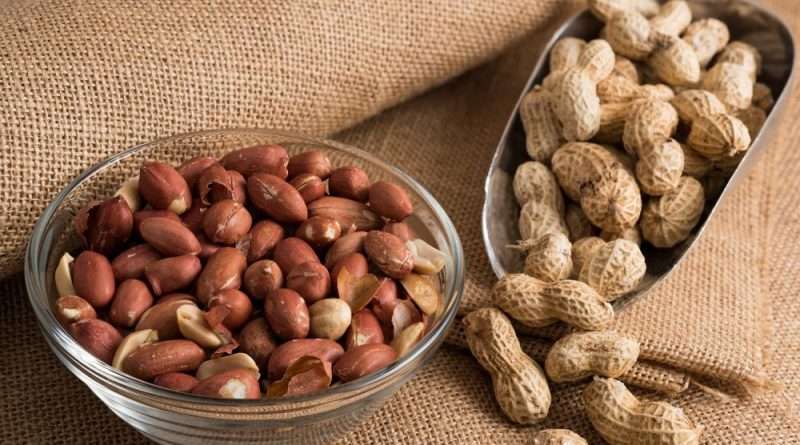 What Are the Male Health Benefits of Peanuts