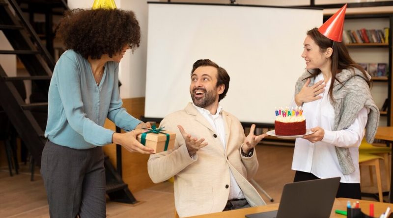 How to Boost Employee Engagement with Non-Monetary Reward Strategies