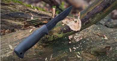 How Yakut Knives Are Made: Materials and Crafting Techniques